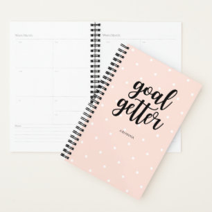 Points roses et typographie noire   Objectif Gette