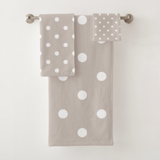 Pois blancs sur beige doux (En situation)