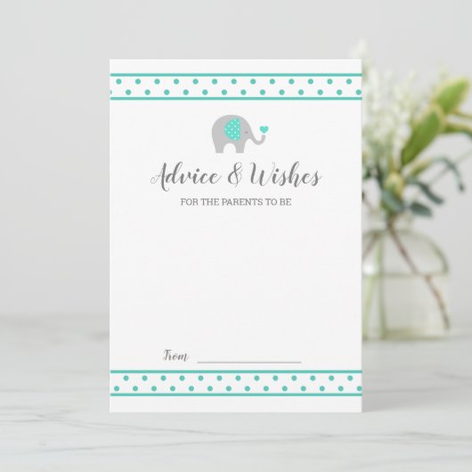 Pois d'éléphant bébé sur conseil de douche blanche (Debout devant)