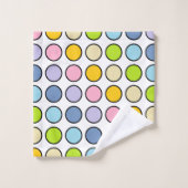 Pois en pastel d'arc-en-ciel décrit par noir (Gant de toilette)