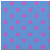 Pois magenta fait sur commande sur le tissu bleu (Fermer)