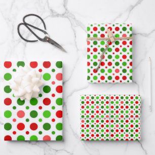 pois rouges et verts de Noël enveloppant du papier