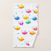 Poisson coloré heureux avec bulles (Serviette à main)