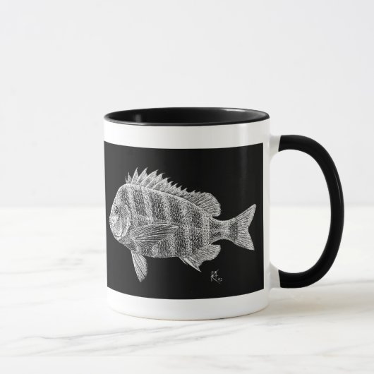 Poissons de Sheepshead sur la tasse (Droite)
