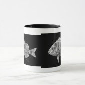 Poissons de Sheepshead sur la tasse (Centre)