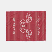 Polaire Le CUPIDON FRAPPE la couverture faite sur commande (Devant (Horizontal))