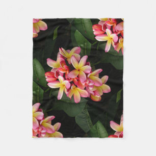 Polaire Le Plumeria rose et jaune fleurit la couverture