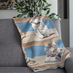 Polaire livre amoureux confortable lecture couverture chat