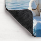 Polar Bear Floating On an Ice Floe Muismat (Hoek)