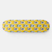 Polar Beer Pattern Design op geel Skateboard (Horizontaal)