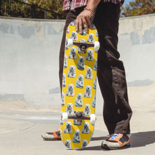 Polar Beer Pattern Design op geel Skateboard