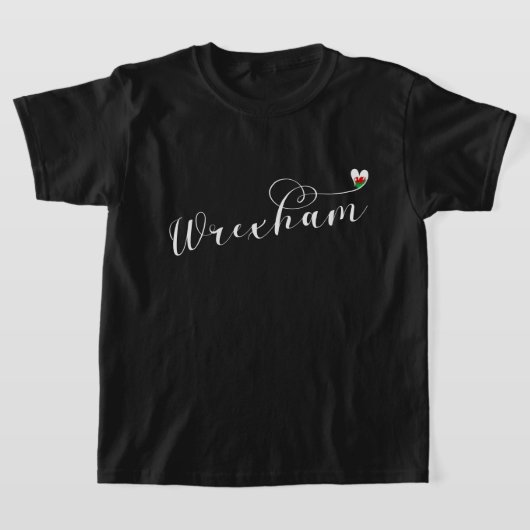 Police Script Wrexham, Drapeau Gallois En T-shirt  (Poser)