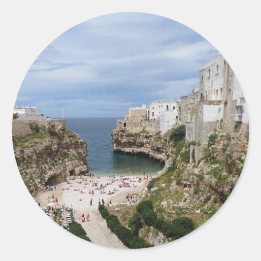 Polignano a Mare stadsstrand rond de sticker (Voorkant)