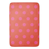 Polka Dots Roze en rood Sinaasappel monogram Badmat (Voorkant Verticaal)