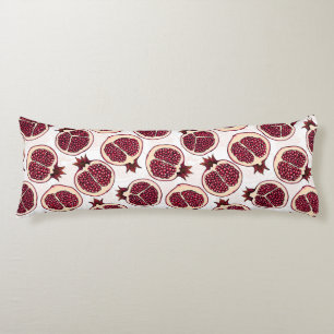 Pomegranaatplakken op wit lichaamskussen
