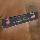 Pomme rouge, Livres, Plaque d'identification du bu (Taille)