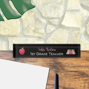 Pomme rouge, Livres, Plaque d'identification du bu