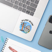 Pomp Iron Funny Exercise Pun Sticker (Laptop met iPhone)