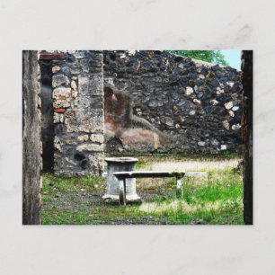 Pompei binnenste marmer fontein en bank briefkaart