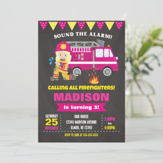 Pompier Invitation Anniversaire Fille Rose (Debout devant)
