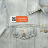 Pompoen Sinaasappel Wit QR Code Brush Script Naamplaatje (In situ)