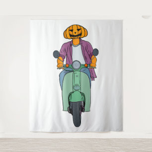 Pompoenrijder op mintgroene scooter wandkleed