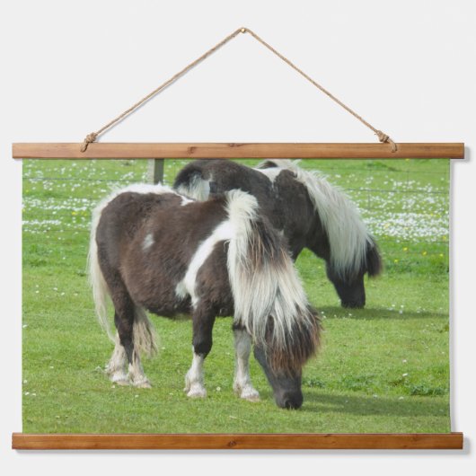 Ponies van raszuivere Shetland Paint Hangend Wandkleed (Voorkant)