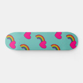 Pont Aqua Skateboard avec Coeurs roses et Arcs-en- (Horz)