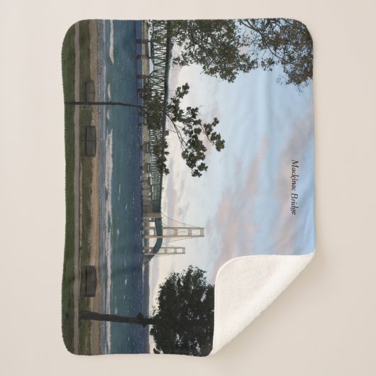 Pont Mackinac avec arbres couverture sherpa (Devant)