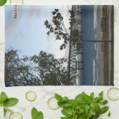 Pont Mackinac avec serviette de cuisine arborée (Plié)