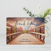 Pont rustique en bois dans le pays Merci (Debout devant)