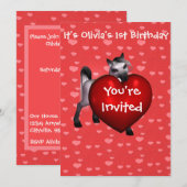 Pony blanc mignon avec invitation du coeur rouge (Devant / Derrière)