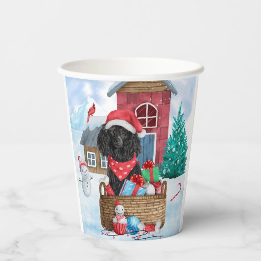 Poodle Dog in sneeuwkerstmis Papieren Bekers (Achterkant)