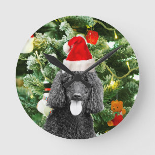 Poodle Dog kerstboom Snowman Red Santa Hat Ronde Klok