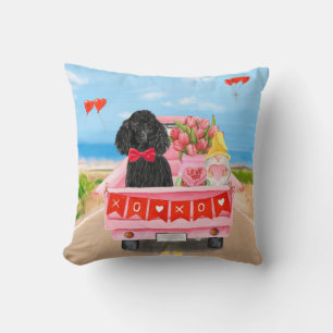Poodle-hond Valentijnsdag vrachtwagen harten Kussen