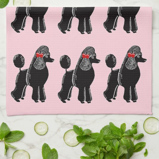 Poodle noir avec Bow rouge imprimé serviette de cu (Plié)