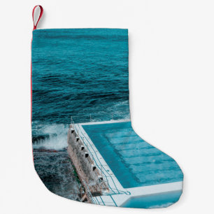 Pool nabij zee kleine kerstsok