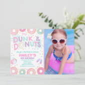 Pool Party Invitation Dunk and Donuts Pool Party Kaart (Staand voorkant)