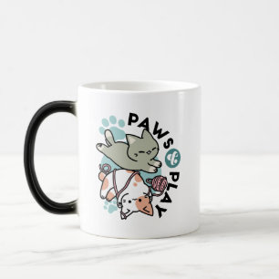 Pooten en Spelen – Schattige Kat Illustratie Magische Mok