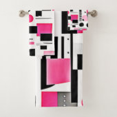 Pop Art Pink Geometry Design Bad Handdoek (Insitu)