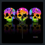 Pop Art SKULLS MUR HORLOGE<br><div class="desc">Pop Art coloré Crânes humains. Effrayant et optimiste en même temps - sorta Goth rencontre les années soixante. Halloween ne sera jamais la même et c'est un design parfait pour Day of the Dead!</div>
