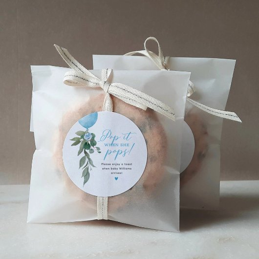 Pop het wanneer ze Poppen ballon groen Baby shower Ronde Sticker