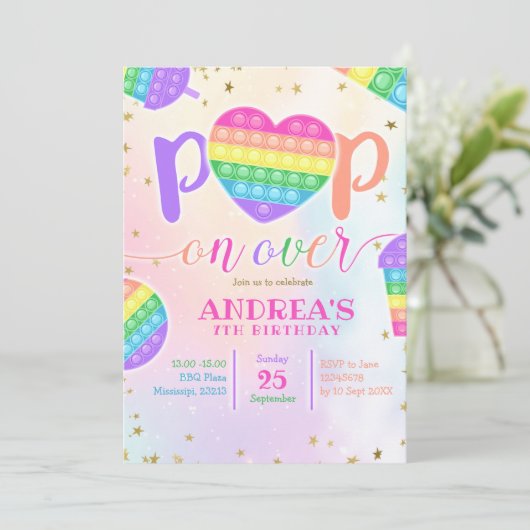 Pop on Over Anniversaire Fête Invitation (Debout devant)