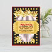 Popcorn et un film Invitation d'anniversaire (Debout devant)