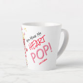 Popcorn Love Funny Pun Latte Mug (Angle droit)