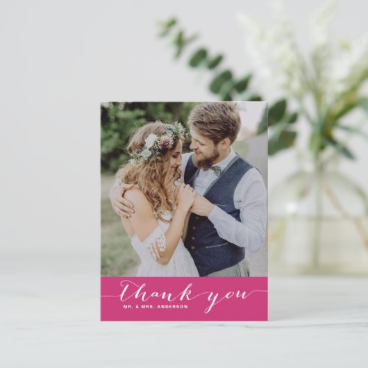 Poppy | Carte postale verticale Mariage de script (Debout devant)