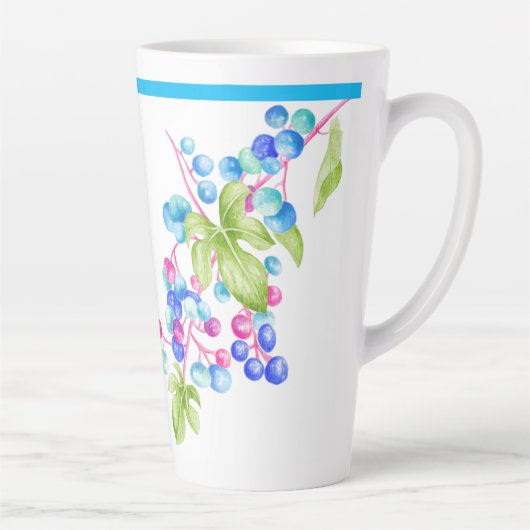 Porseleinen bessen op een grote latte Mok (Rechts)