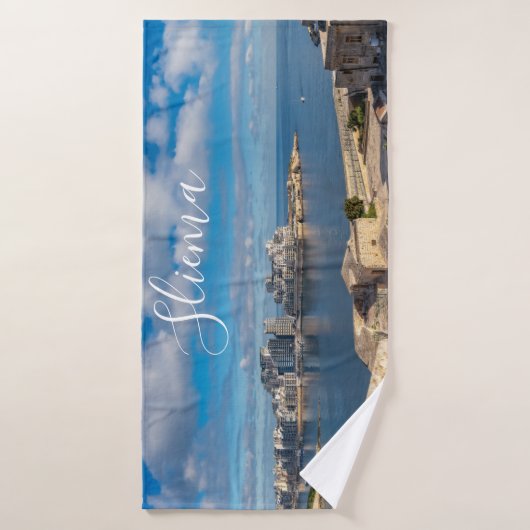 Port de Sliema et gratte-ciel à Malte (Serviette de bain)