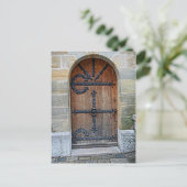 Porte à la carte postale de château de (Debout devant)