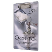 Porte-bloc 25e cabinet Anniversary Cross Host (Gauche)